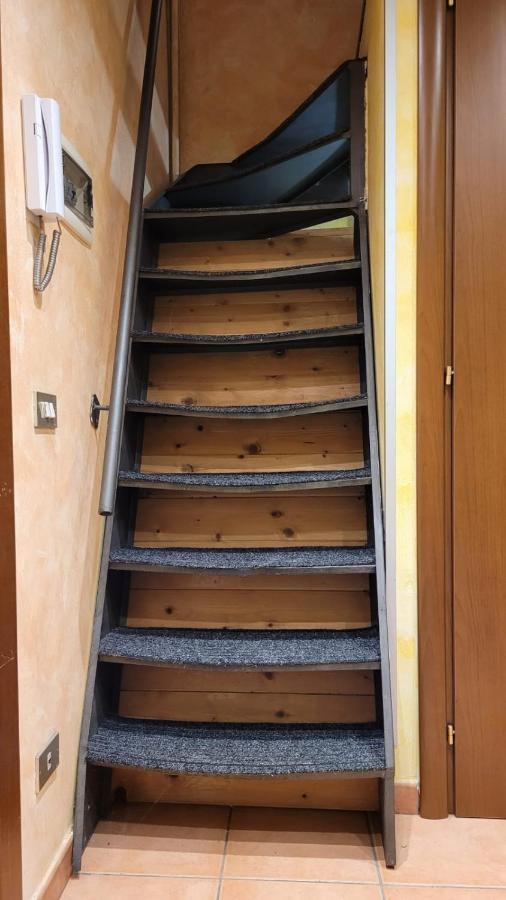 Porta Romana Small Studio Apartment Milano Ngoại thất bức ảnh